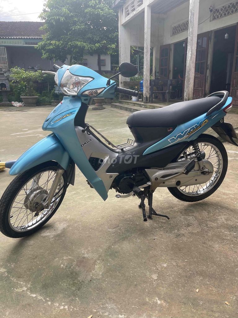 xe mới k đi đến nên e muôn bán lại cho ai cần ạ e. Mua bán Xe máy tại Huyện Thanh Sơn Phú Thọ được đăng bởi tiền hình 3