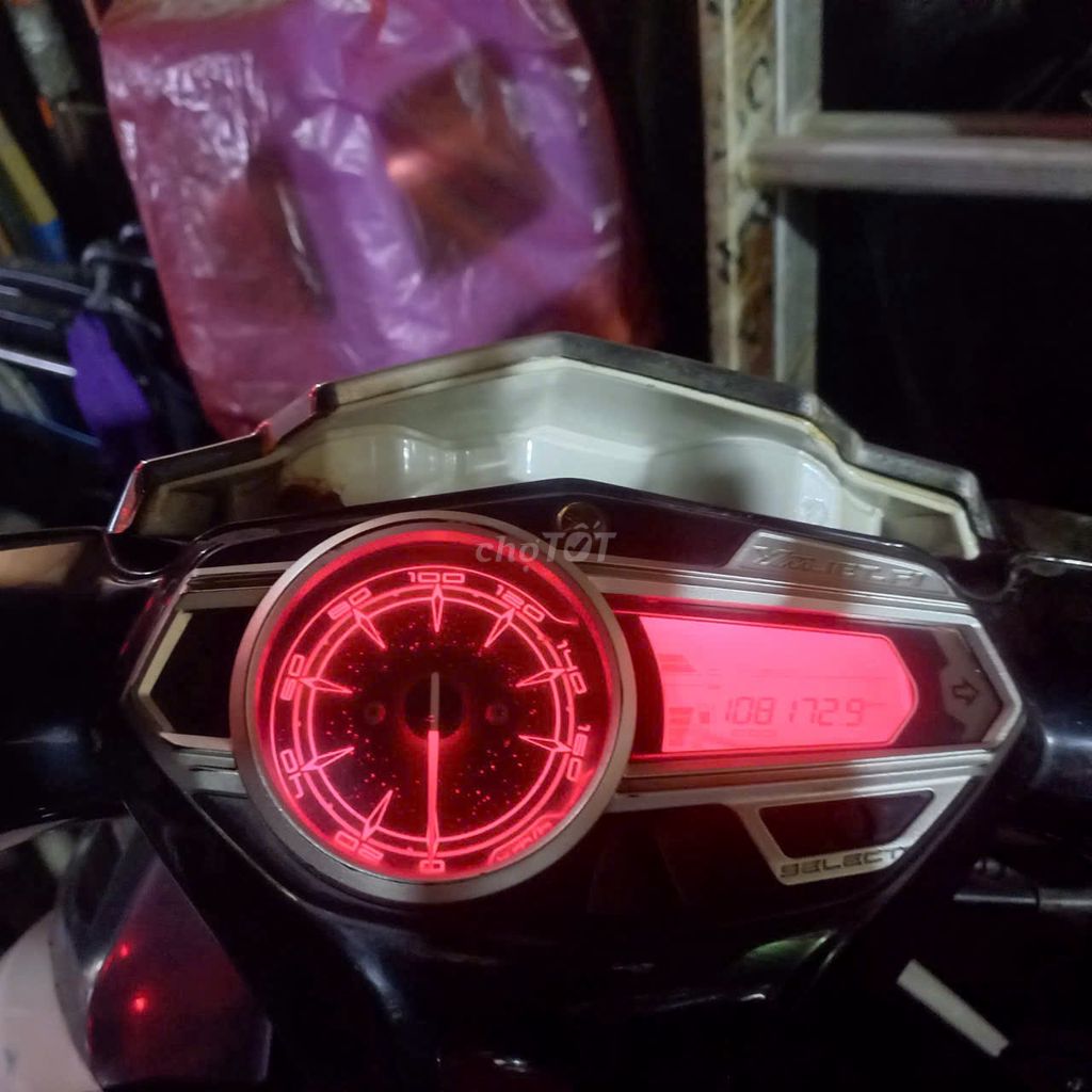 Yamaha Nouvo màu trắng. Mua bán Xe máy tại Quận 3 Tp Hồ Chí Minh được đăng bởi Bảo Minh hình 5