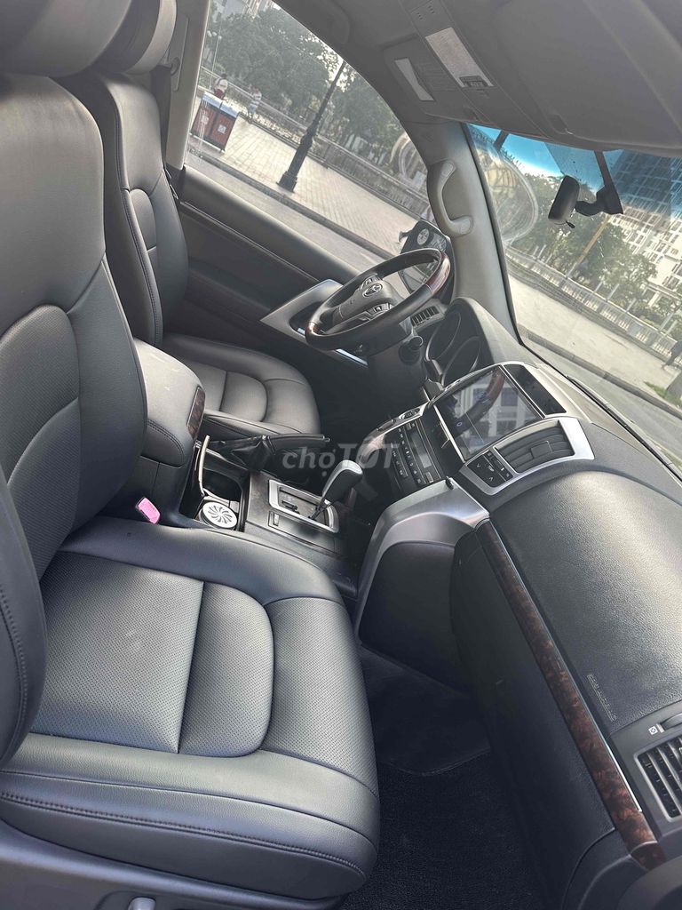 Toyota Land Cruiser 2011 - 170000 km. Mua bán Ô tô tại Quận Long Biên Hà Nội được đăng bởi Nguyễn Văn Tuấn hình 8