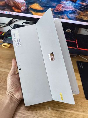 Surface Pro 6 i5 8GB/128GB Màn Đẹp Pin New