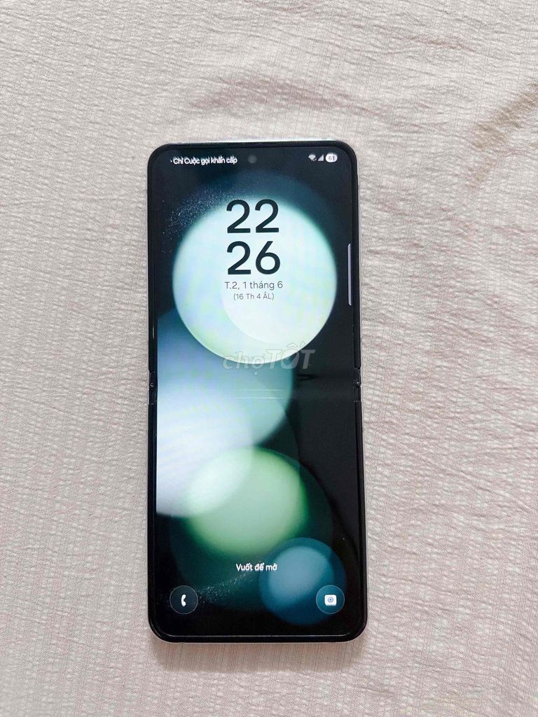 Samsung Z Flip 5 256GB Đã qua sử dụng. Mua bán Điện thoại tại Quận Bắc Từ Liêm Hà Nội được đăng bởi Thuỷ Bùi hình 1