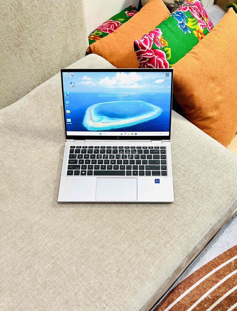 HP Elitebook 1040G8 2in1 LTE+ i7/16/256 like new. Mua bán Laptop tại Quận Hồng Bàng Hải Phòng được đăng bởi Trần Mạnh Cường hình 1