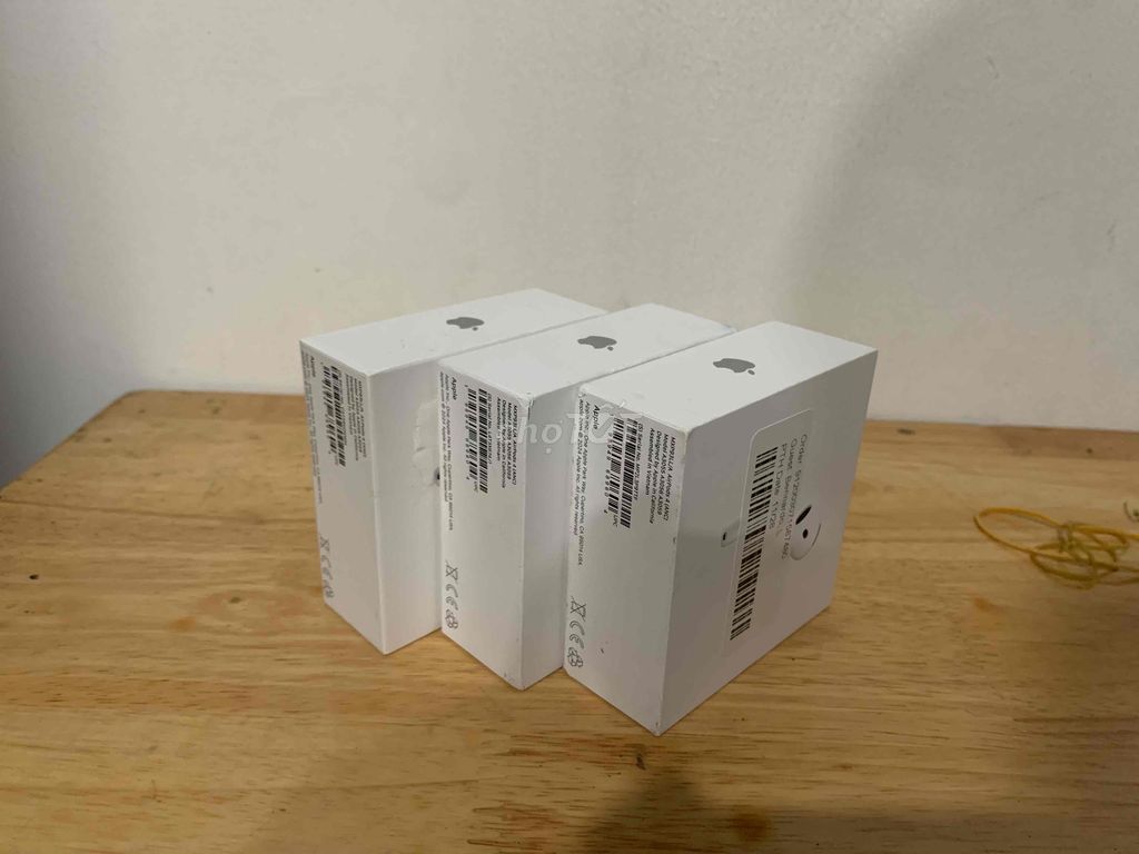 Apple AirPods 4  bản ANC Mới 100%. Mua bán Tivi, Âm thanh tại Quận Gò Vấp Tp Hồ Chí Minh được đăng bởi Trần Trọng Đức hình 1