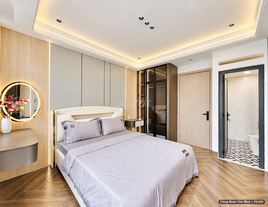 Таунхаус в переулке с авто на Нгуен Ван Кхой, Го Вап – 56м², 5 этажей, гараж