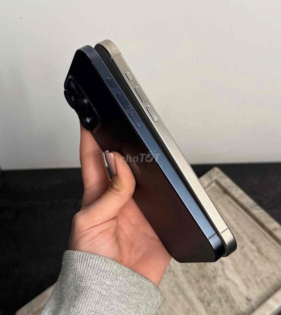 Apple iPhone 15 Pro Max 256GB Đen. Mua bán Điện thoại tại Quận Liên Chiểu Đà Nẵng được đăng bởi Bảo Khôi hình 1