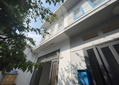 Nhà phố 60 m² · 2 PN · Đường Đình Phong Phú