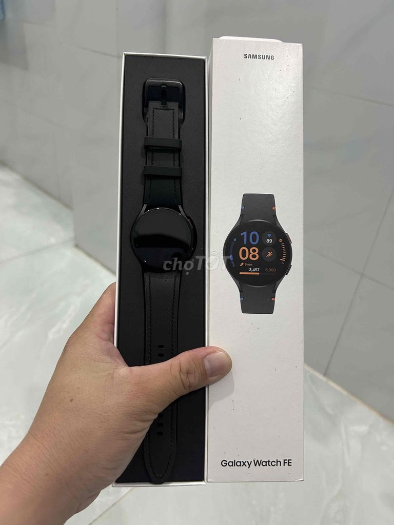 Samsung Galaxy Watch FE Đen. Mua bán Thiết bị đeo thông minh tại Huyện Cần Đước Long An được đăng bởi Thành Công hình 1
