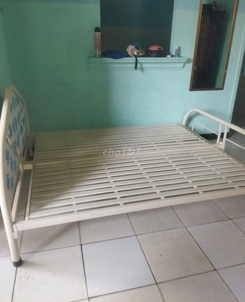 Giường sắt 1m6 ---- mới -giường rẻ ạ ---. Mua bán Giường, chăn ga gối nệm tại Huyện Hóc Môn Tp Hồ Chí Minh được đăng bởi Nội Thất Giá Xưởng  hình 1