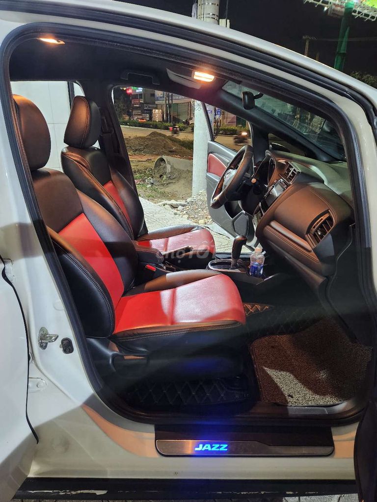 Honda Jazz RS 1.5AT 2018 38000 km. Mua bán Ô tô tại Thành phố Thủ Đức Tp Hồ Chí Minh được đăng bởi BÌNH VÌNH PHÚ CHUYÊN XE LƯỚT BAO TEST HÃNG  hình 11
