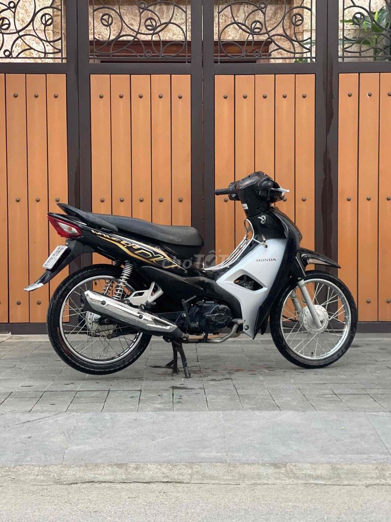 Honda Wave 110 2018 Đen Bạc 21000 km. Mua bán Xe máy tại Huyện Gia Lâm Hà Nội được đăng bởi Xe Máy Phúc Hưng hình 5