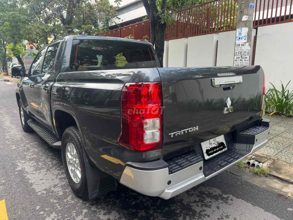Mitsubishi Triton 2.4L GLX 4x2 AT 2024 Серый
