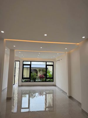 Rent · 3 bd · 133 м² · Quận Thanh Khê, ул. Đường Nguyễn Tri Phương