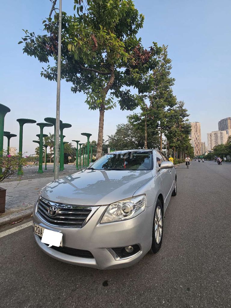 Bán xe Toyota Camry 2.0E  nhập khẩu nguyên zin