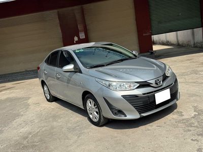 Bán Vios số sàn Đki 2020 màu bạc