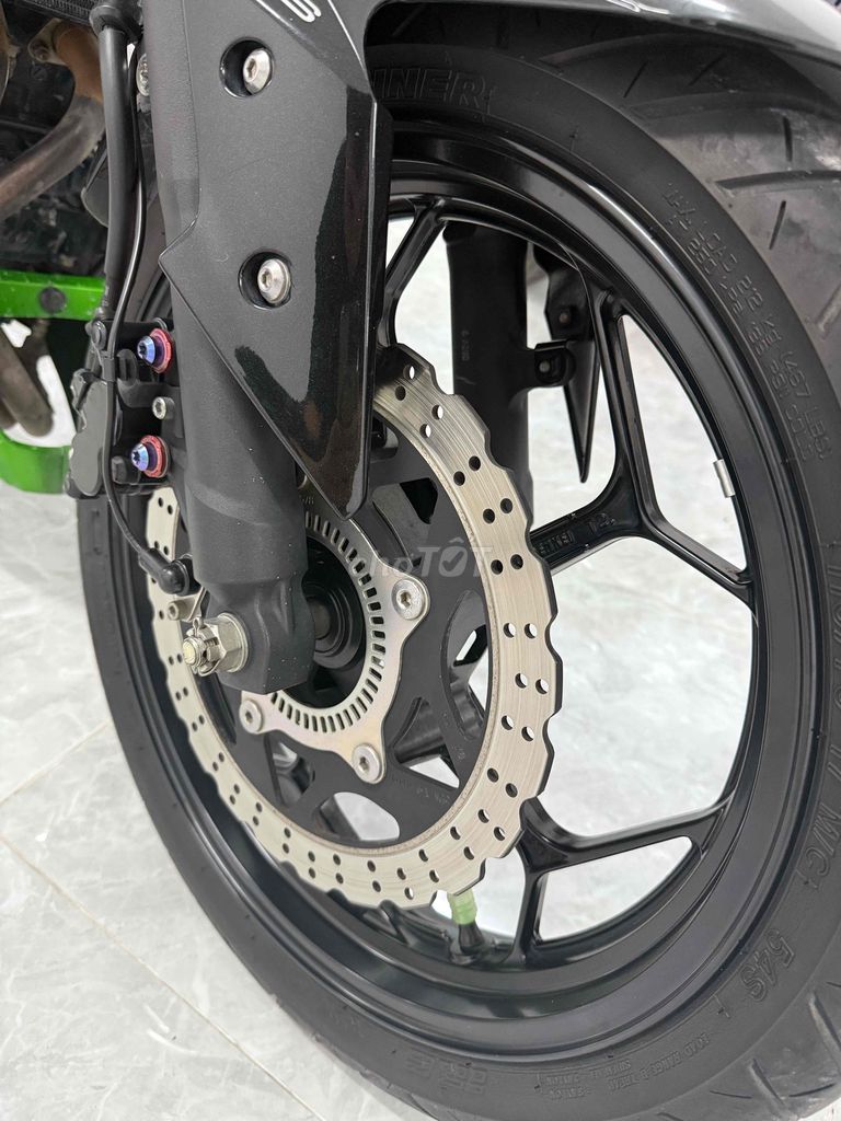 Z300 Chính chủ chạy lướt. Mua bán Xe máy tại Thành phố Thủ Đức Tp Hồ Chí Minh được đăng bởi Xe máy Hùng Huyền hình 5