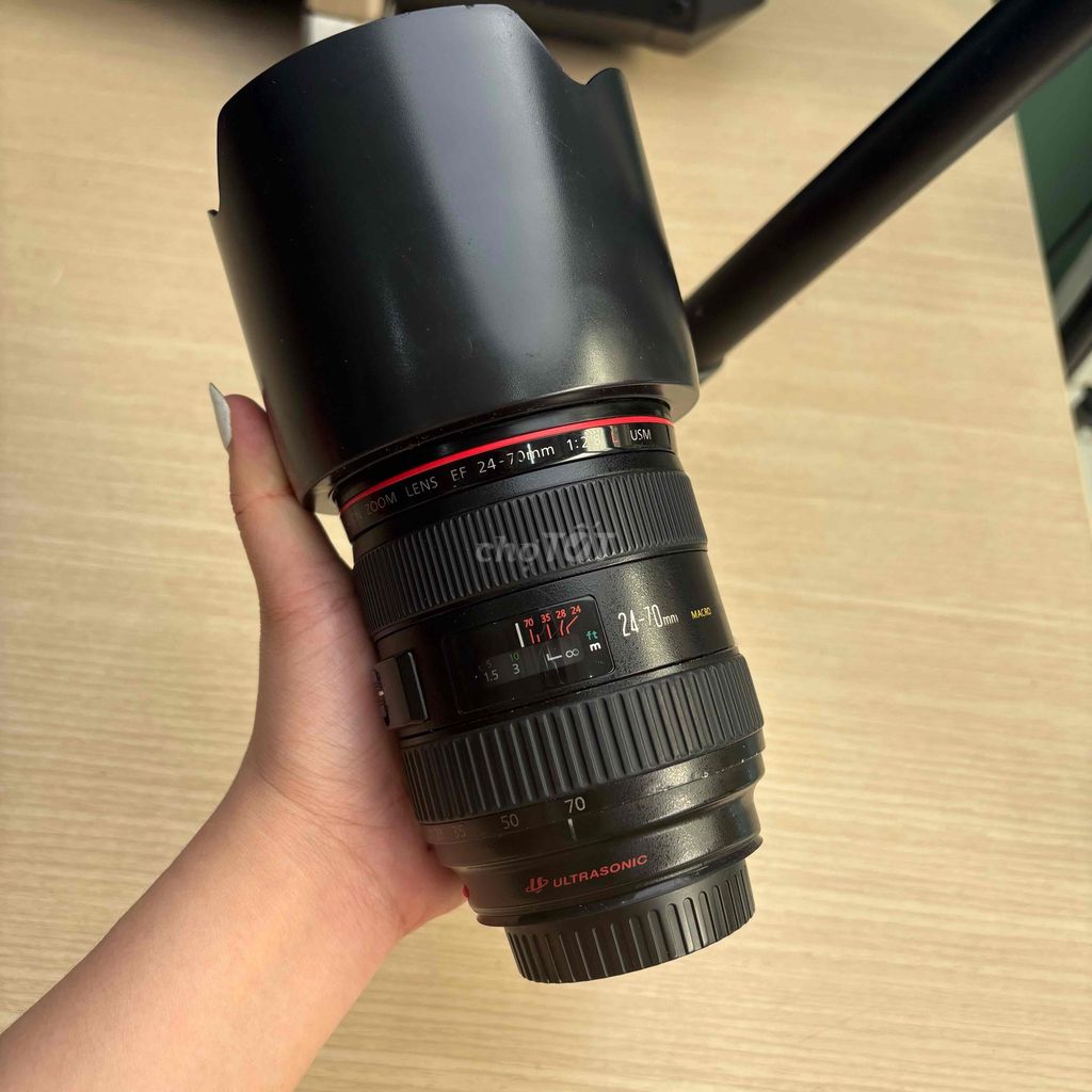 Ống kính Canon EF 24-70mm f/2.8 L Đen. Mua bán Máy ảnh, Máy quay tại Thành phố Thủ Đức Tp Hồ Chí Minh được đăng bởi Liễu Lê  hình 1