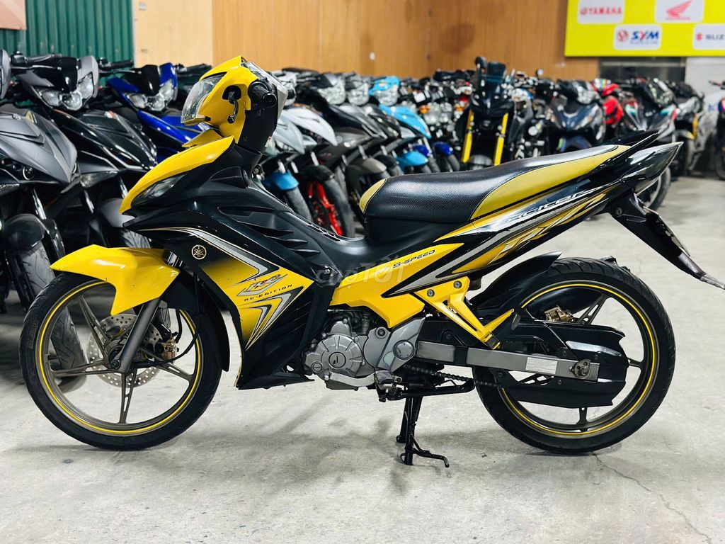 XE MÁYTHANH TÙNG_EXCITER 135 CÔN TAY MÀU VÀNG ĐEN. Mua bán Xe máy tại Quận Bắc Từ Liêm Hà Nội được đăng bởi THANH TÙNG hình 6