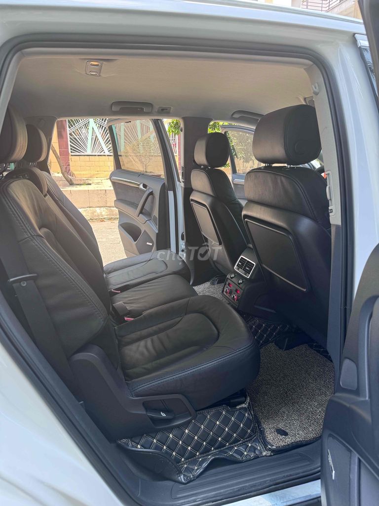 Audi Q7 3.0 2012 - 95000 km. Mua bán Ô tô tại Huyện Bình Chánh Tp Hồ Chí Minh được đăng bởi Phúc hình 10