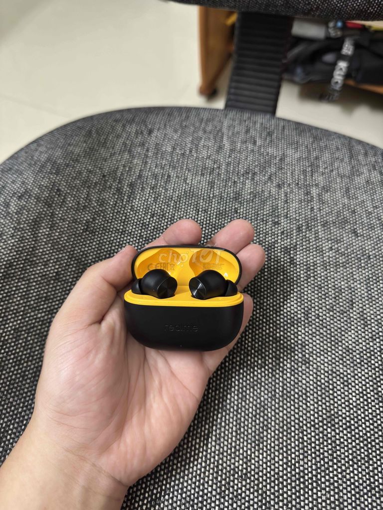 Tai nghe Realme Buds chính hãng chống ồn âm hay. Mua bán Tivi, Âm thanh tại Quận Gò Vấp Tp Hồ Chí Minh được đăng bởi Bao Nguyen hình 1