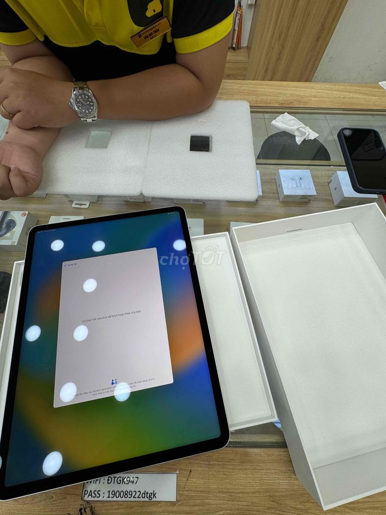 Apple iPad Pro M1 12.9 inch 128GB Bạc 99% CPO. Mua bán Máy tính bảng tại Quận Bình Thạnh Tp Hồ Chí Minh được đăng bởi Mai Tuấn Kha hình 1