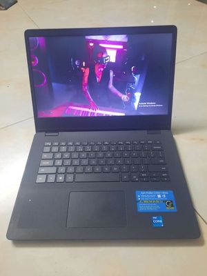 Dell Vostr***5G7 14 inch 8GB/256GB