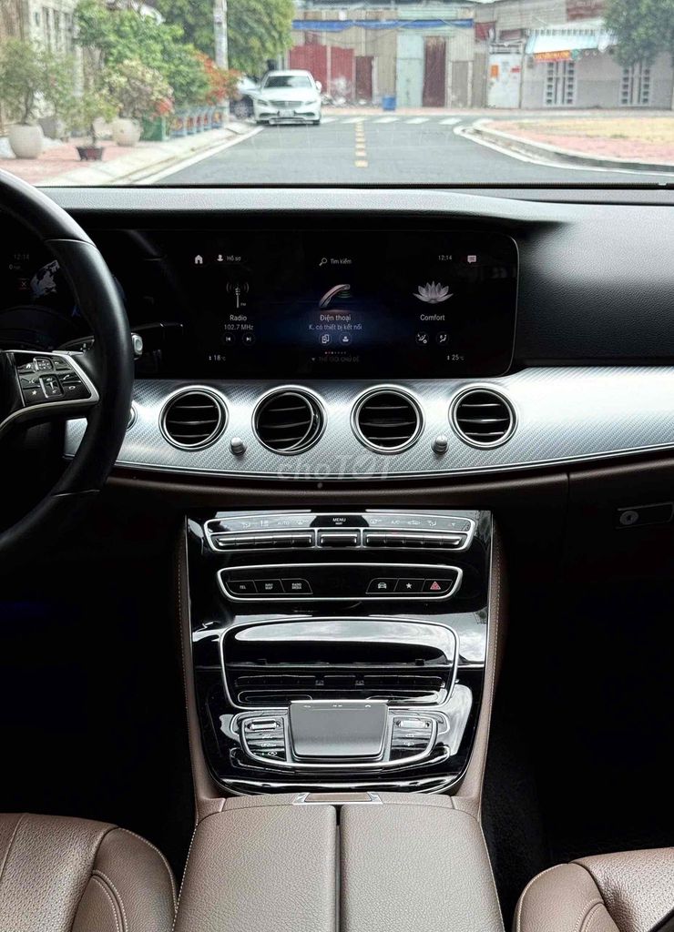 Mercedes Benz E180 model 2022 1 chủ. Mua bán Ô tô tại Quận 8 Tp Hồ Chí Minh được đăng bởi Khoa nguyễn hình 6