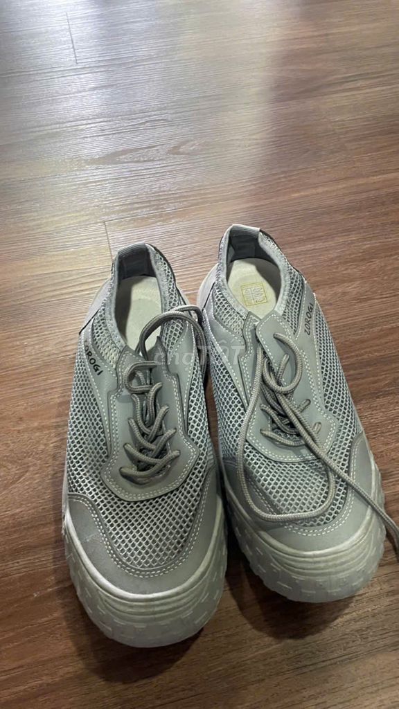 Giày thể thao năng động 250k. Mua bán Giày dép tại Thành phố Thủ Đức Tp Hồ Chí Minh được đăng bởi Phạm văn châu hình 1