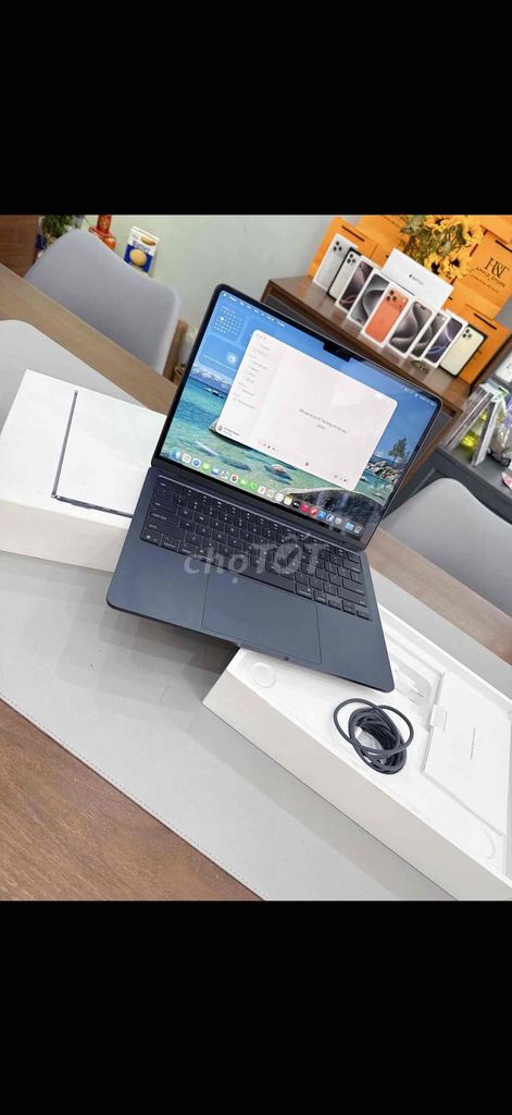 Mac Air M4 Hàng VN/A ở FPT Sạc 5L BH 3/2027 fulbox. Mua bán Laptop tại Quận Liên Chiểu Đà Nẵng được đăng bởi Tin Store hình 1