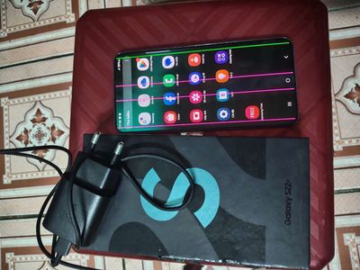 Samsung s22 plus bị sọc màn hình bán rẻ như cho.. Mua bán Điện thoại tại Thành phố Đà Lạt Lâm Đồng được đăng bởi Hiển