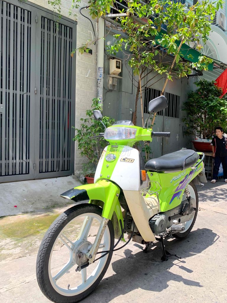 Max 50cc 2011 màu xanh trắng SD37000km Bs.Tphcm. Mua bán Xe máy tại Quận Bình Tân Tp Hồ Chí Minh được đăng bởi Anh khuê hình 2