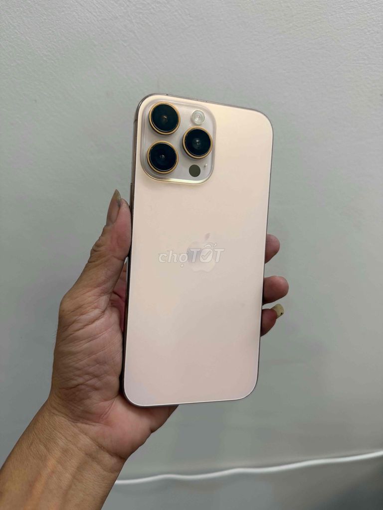 Apple iPhone 16 Pro Max 256GB Vàng 2 sim. Mua bán Điện thoại tại Quận Bình Tân Tp Hồ Chí Minh được đăng bởi nguyen van vu hình 1