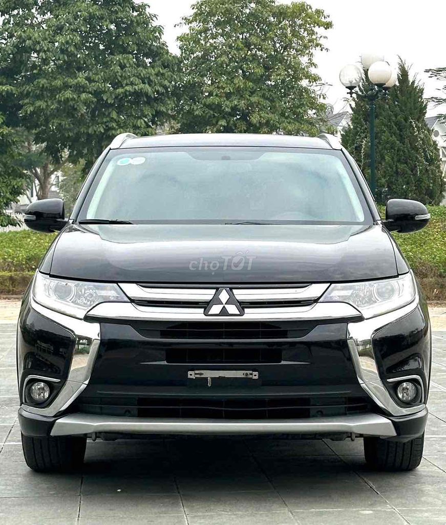 Mitsubishi Outlander 2.0 CVT sản xuất 2019