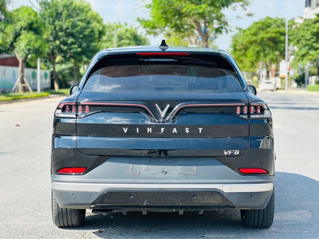 VinFast VF8 Plus 2022 Đen. Mua bán Ô tô tại Quận Bắc Từ Liêm Hà Nội được đăng bởi Nguyễn Văn Hoàng hình 5