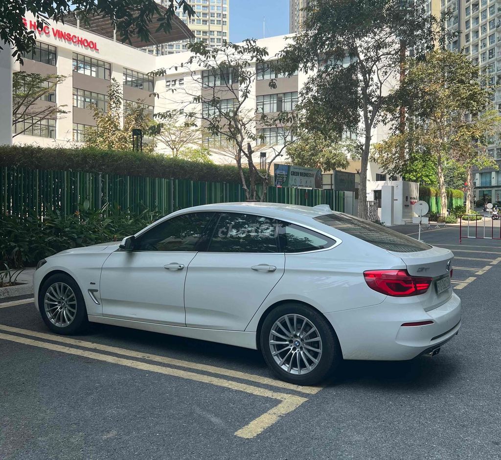 BMW 3 Series 2019 - 41000 km