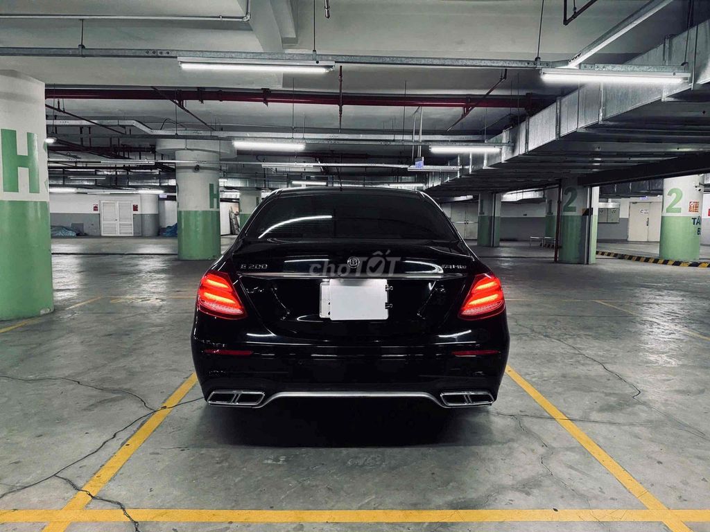 Mercedes-Benz E200 2020 Độ mâm S400 Đen. Mua bán Ô tô tại Quận Bình Thạnh Tp Hồ Chí Minh được đăng bởi nguyễn lê công tuấn hình 4