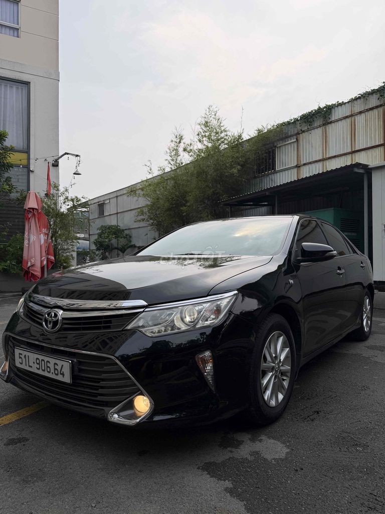 Toyota Camry 2.0E 2016 Đen 131.000km