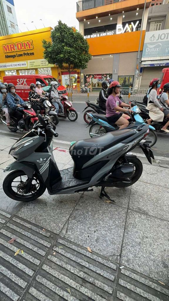 Vario 125 khóa smartkey 2019 mới 90% Bstp chính ch. Mua bán Xe máy tại Quận Tân Phú Tp Hồ Chí Minh được đăng bởi Tuanduy hình 4