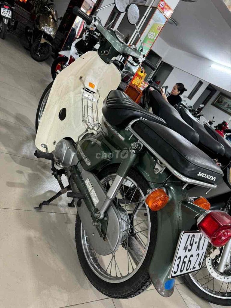 cúp 81/70 zin 99% chính chủ hàng hiếm có. Mua bán Xe máy tại Thành phố Thuận An Bình Dương được đăng bởi Việt Thái hình 4