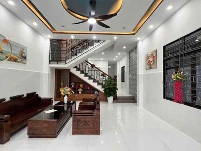 Аренда · 4 комн. · 100 м² · Quận Cẩm Lệ, ул. Đường Hoàng Sâm