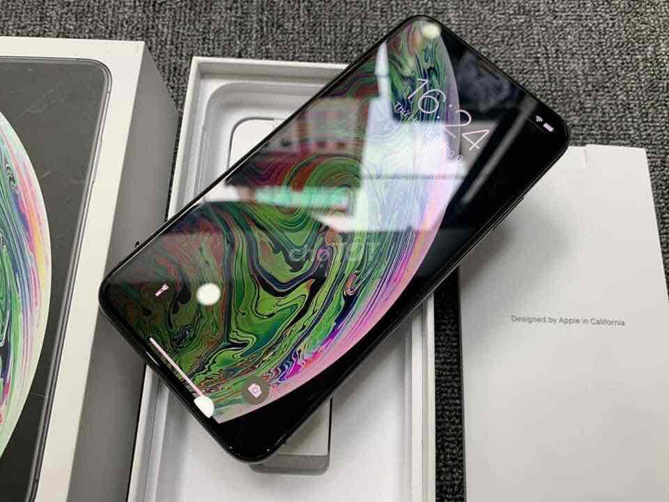 iPhone xs max 64gb quốc tế nguyên zin cần bán