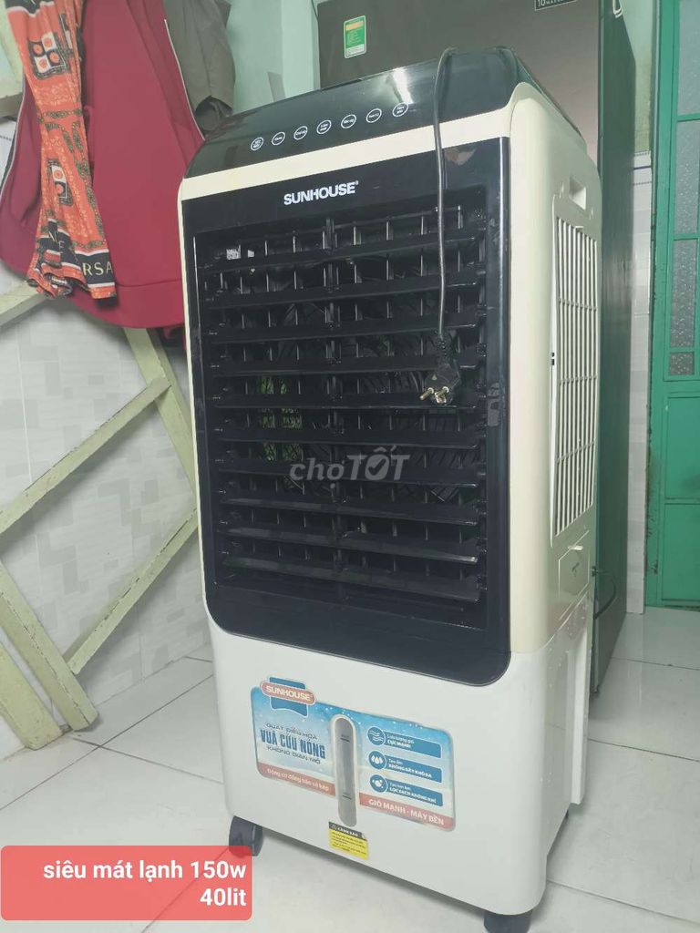 Đổi tủ lớn thanh lí tủ 200l inverter cho ai cần