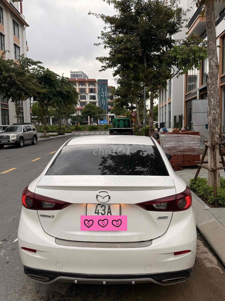 Mazda 3 Sedan Deluxe 2019 Белый