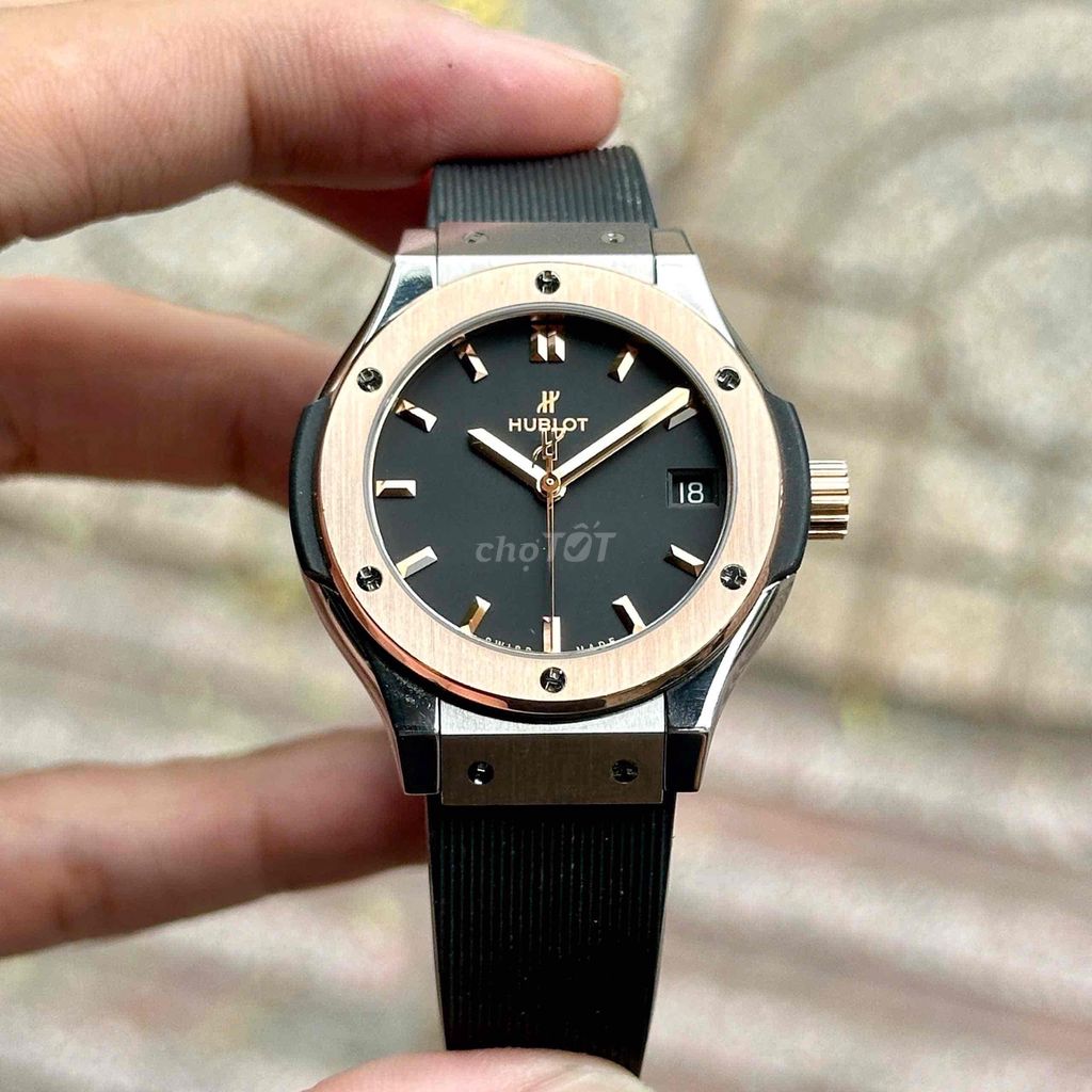 Đồng hồ Hublot Classic Fusion Nữ 33mm. Mua bán Đồng hồ tại Quận Hoàng Mai Hà Nội được đăng bởi Anh Tuấn hình 1