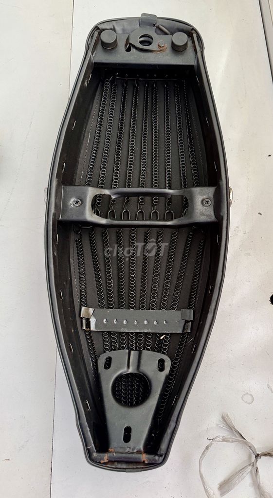 Yên xe máy Vespa cổ Da PU Đen. Mua bán Phụ tùng xe tại Quận 12 Tp Hồ Chí Minh được đăng bởi Thảo hình 2