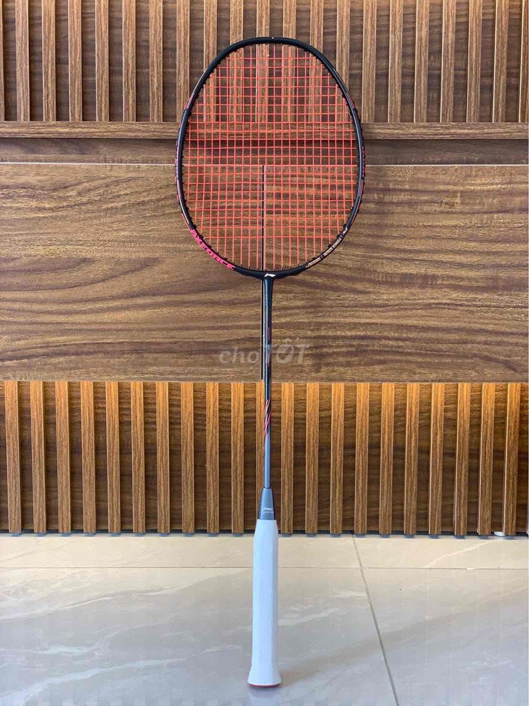 Vợt lining Axforce 80 đen new 95%