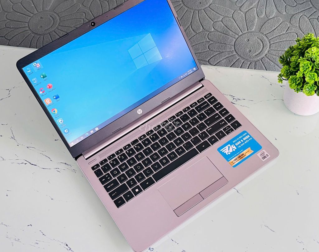 HP 240G8 i3 GEN 10, RAM 8, SSD 256, MÀN 14". Mua bán Laptop tại Quận Bình Tân Tp Hồ Chí Minh được đăng bởi Cẩm Nhung hình 2