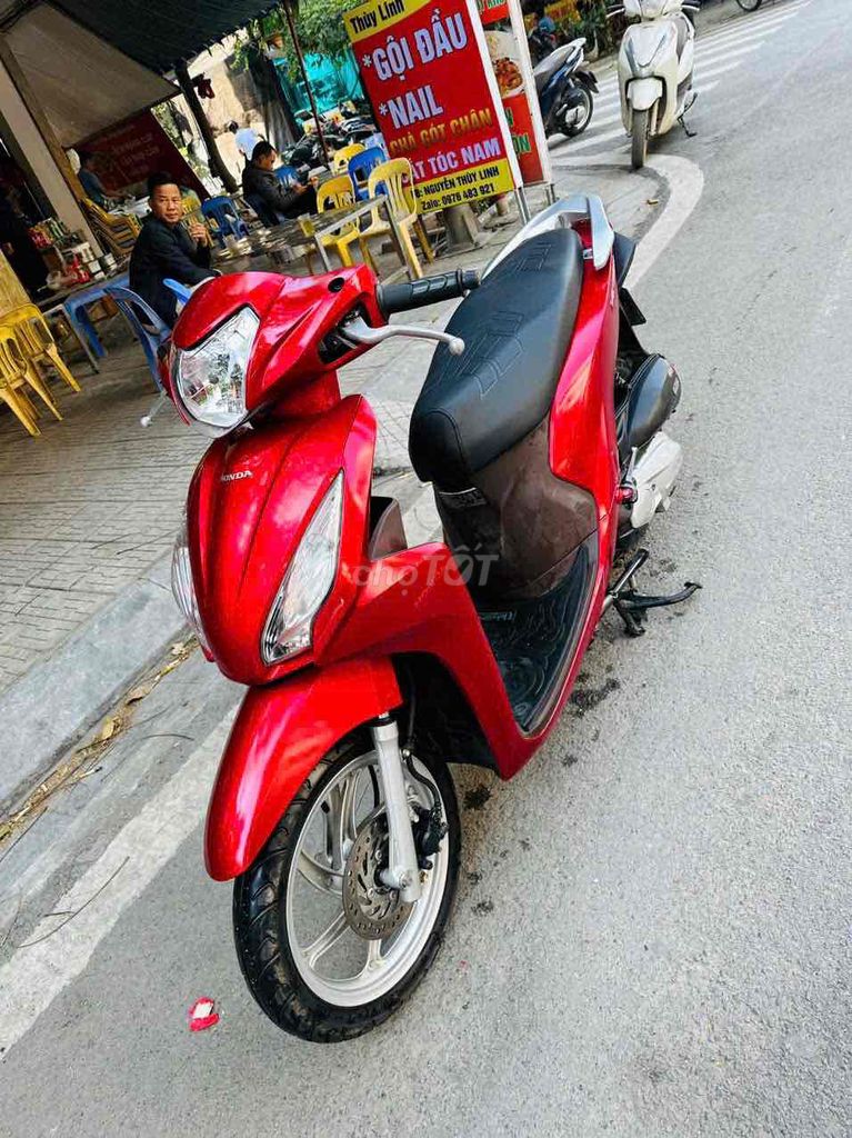 Honda Vision 2019 Đỏ 30000 km. Mua bán Xe máy tại Quận Hà Đông Hà Nội được đăng bởi anh sơn hình 1