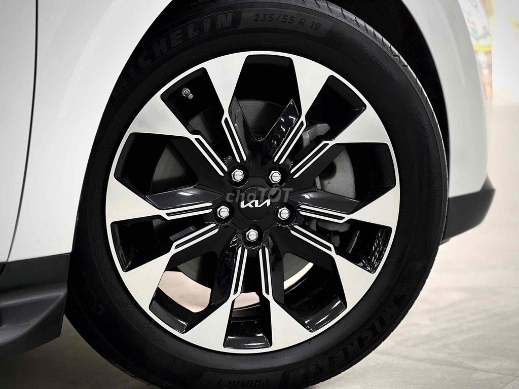 𝐊𝐈𝐀 𝐂𝐀𝐑𝐍𝐈𝐕𝐀𝐋 𝐏𝐑𝐄𝐌𝐈𝐔𝐌 𝟕𝐒 𝐌𝐎𝐃𝐄𝐋 𝟐𝟎𝟐𝟑. Mua bán Ô tô tại Thành phố Thủ Đức Tp Hồ Chí Minh được đăng bởi Tấn Khang Chuyên Xe Lướt hình 6