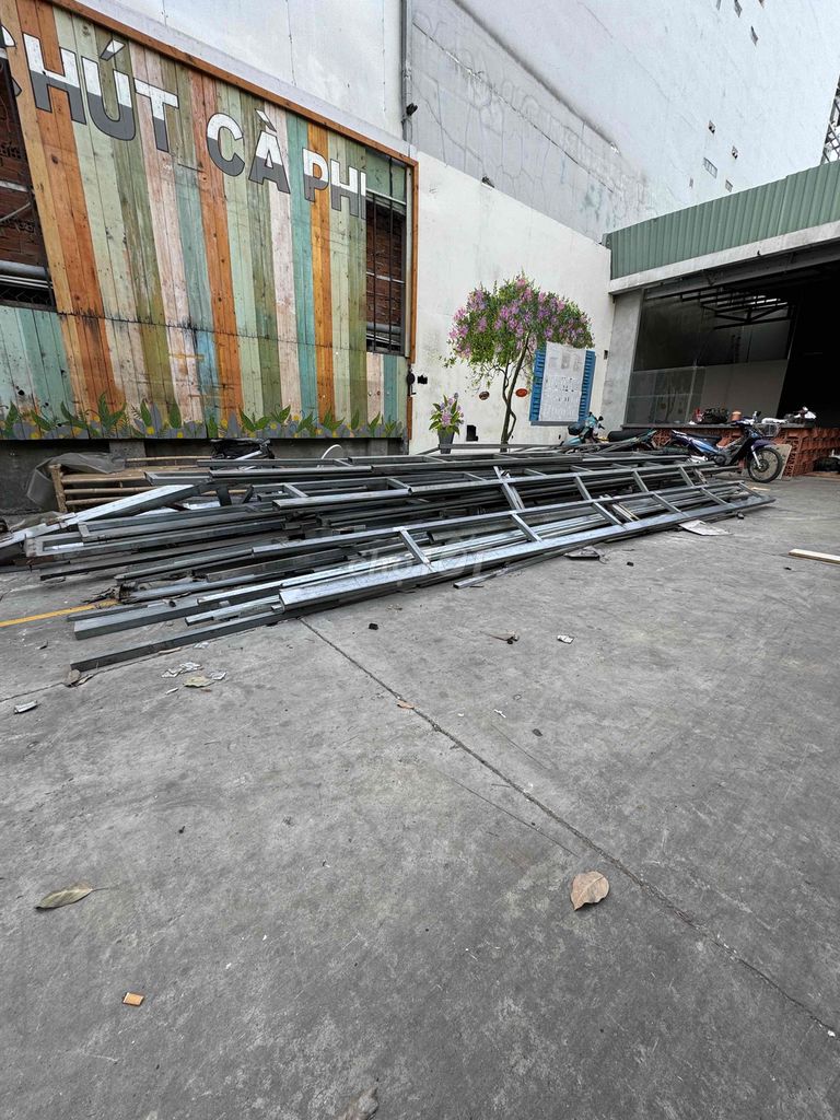 Thanh lý bạt xếp di động