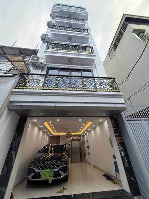 House in Tây Hồ